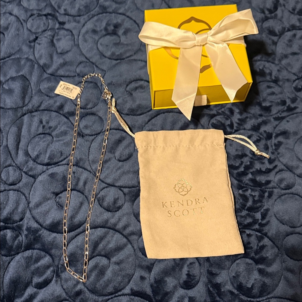 Kendra Scott Silver Merrick Chain Necklace with Yellow Gift Box